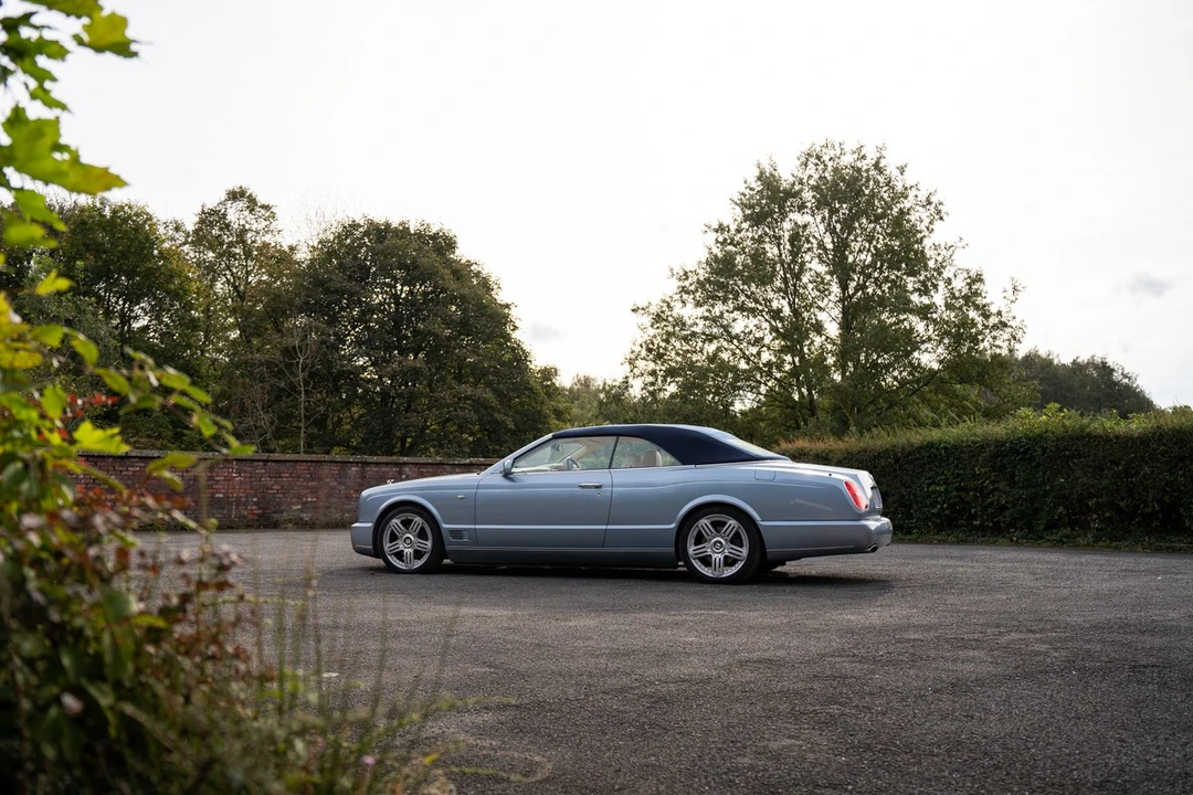 2011 Bentley Azure 2nd Gen - Image 23 of 30