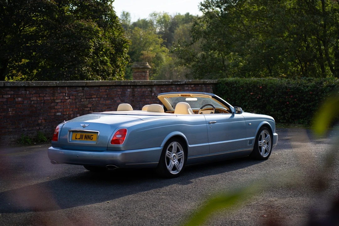 2011 Bentley Azure 2nd Gen - Image 12 of 30