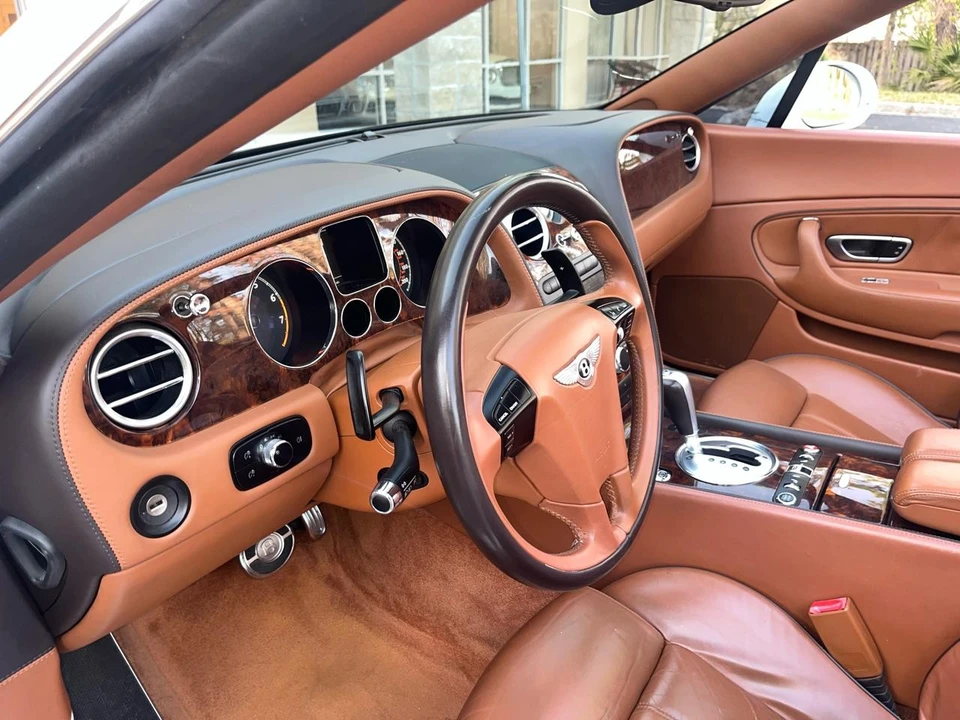 2011 Bentley Continental GTC - Image 30 of 31