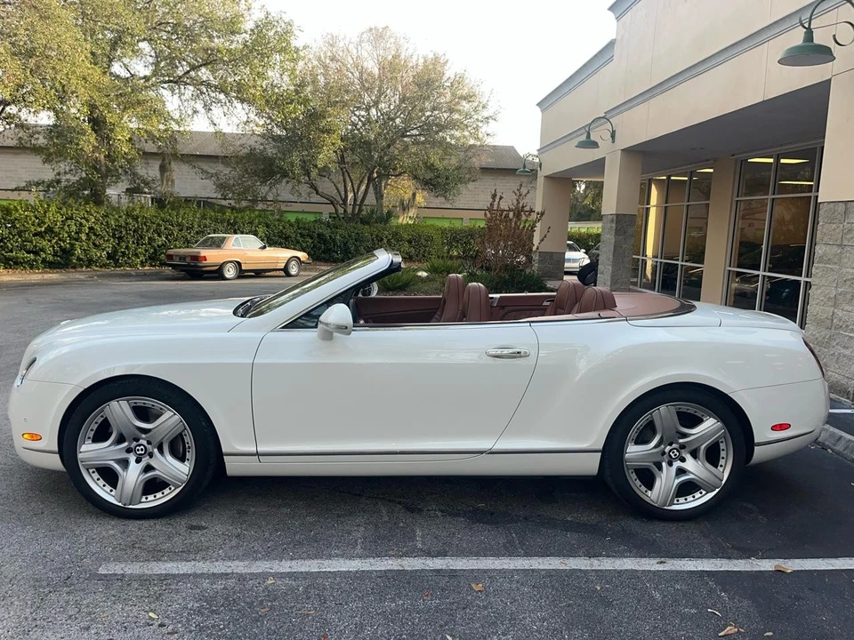 2011 Bentley Continental GTC - Image 10 of 12
