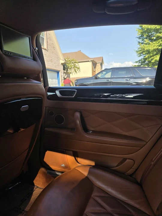 2011 Bentley Continental Flying Spur - Image 10 of 17