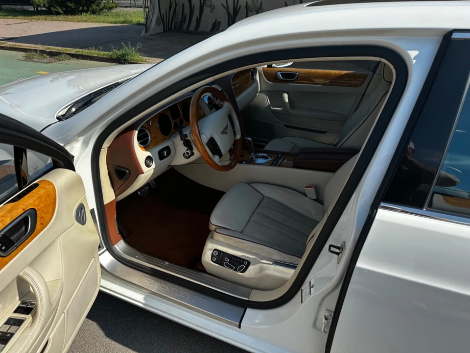 2011 Bentley Continental Flying Spur - Image 5 of 16