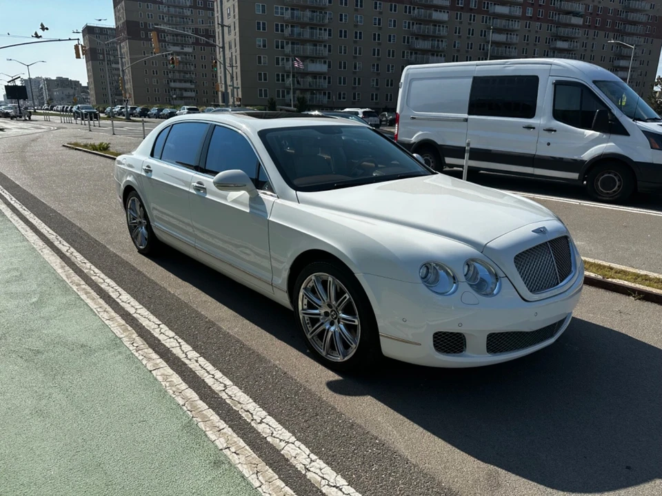 2011 Bentley Continental Flying Spur - Image 2 of 16