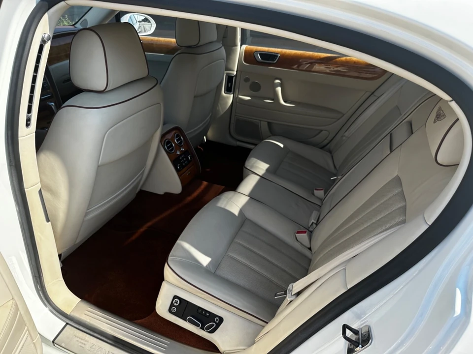 2011 Bentley Continental Flying Spur - Image 6 of 16