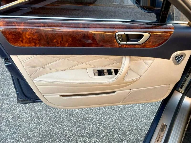 2011 Bentley Continental Flying Spur - Image 11 of 19