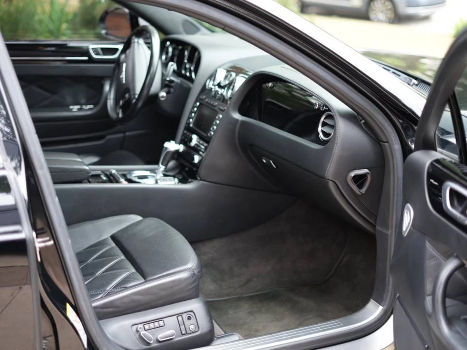 2011 Bentley Continental Flying Spur - Image 11 of 16