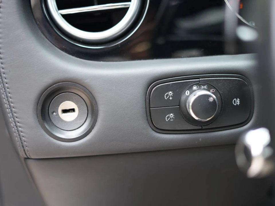 2011 Bentley Continental Flying Spur - Image 15 of 16