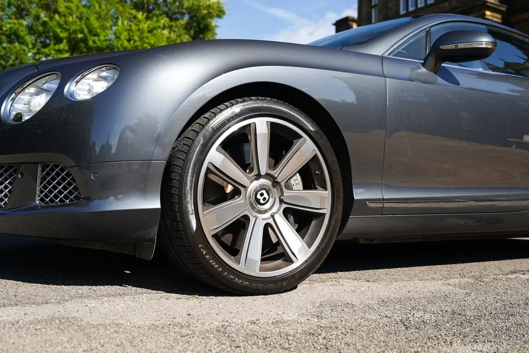 2011 Bentley Continental GT 1st Gen - Image 26 of 30