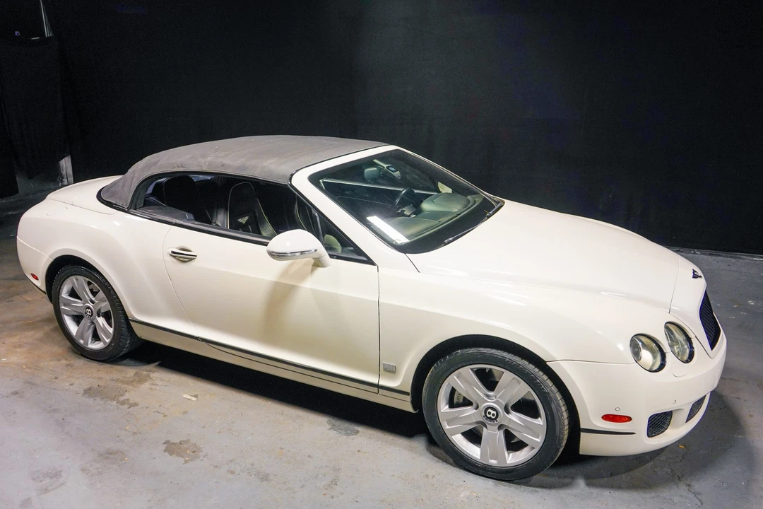 2011 Bentley Continental GTC - Image 23 of 31