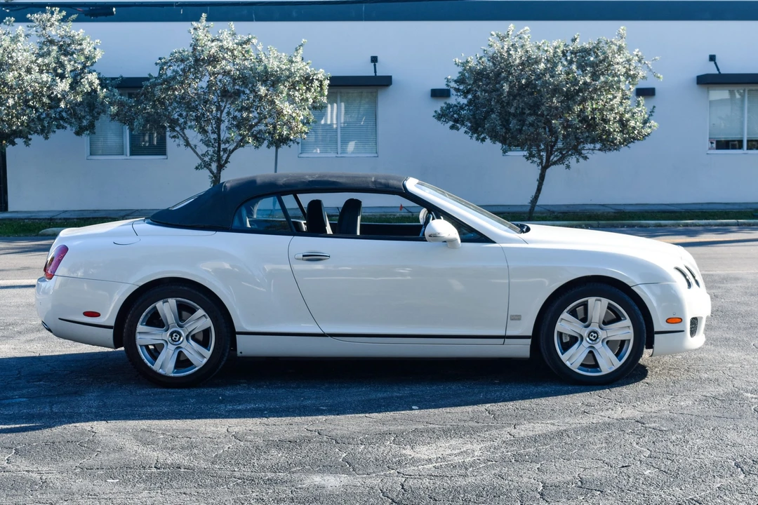 2011 Bentley Continental GTC - Image 30 of 31