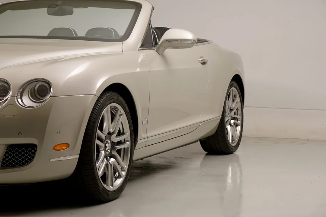 2011 Bentley Continental GTC - Image 23 of 31