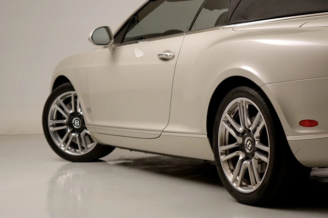 2011 Bentley Continental GTC - Image 24 of 31