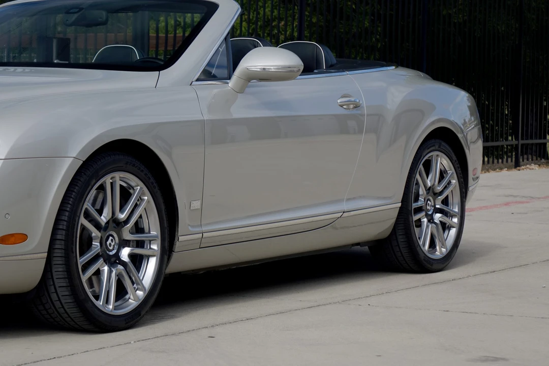 2011 Bentley Continental GTC - Image 22 of 31