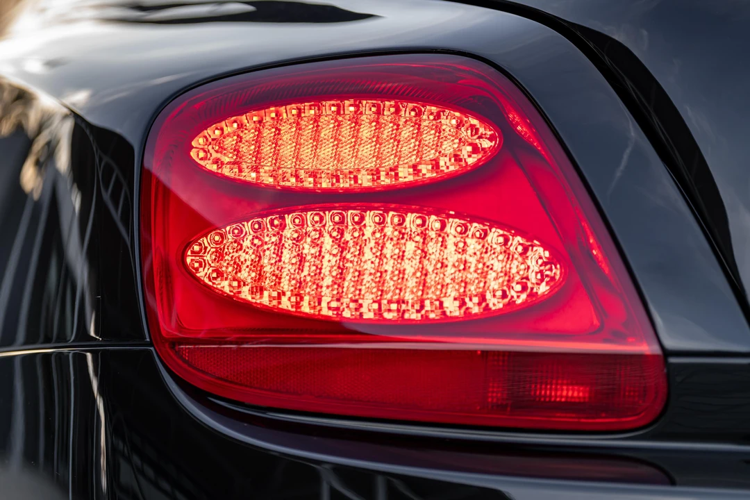 2011 Bentley Continental GTC - Image 26 of 31