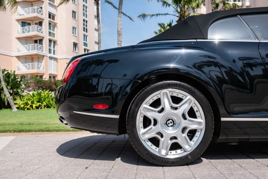 2011 Bentley Continental GTC - Image 9 of 31
