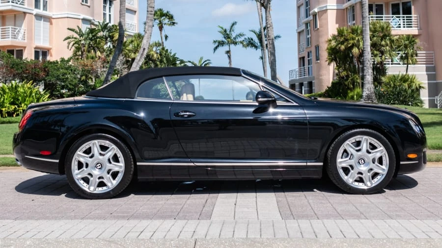2011 Bentley Continental GTC - Image 2 of 31