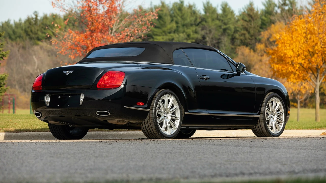 2011 Bentley Continental GTC - Image 23 of 24