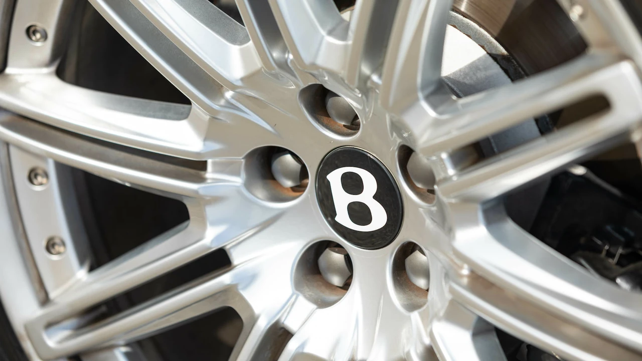 2011 Bentley Continental GTC - Image 9 of 24