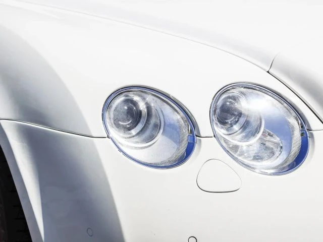 2011 Bentley Continental GTC - Image 10 of 31