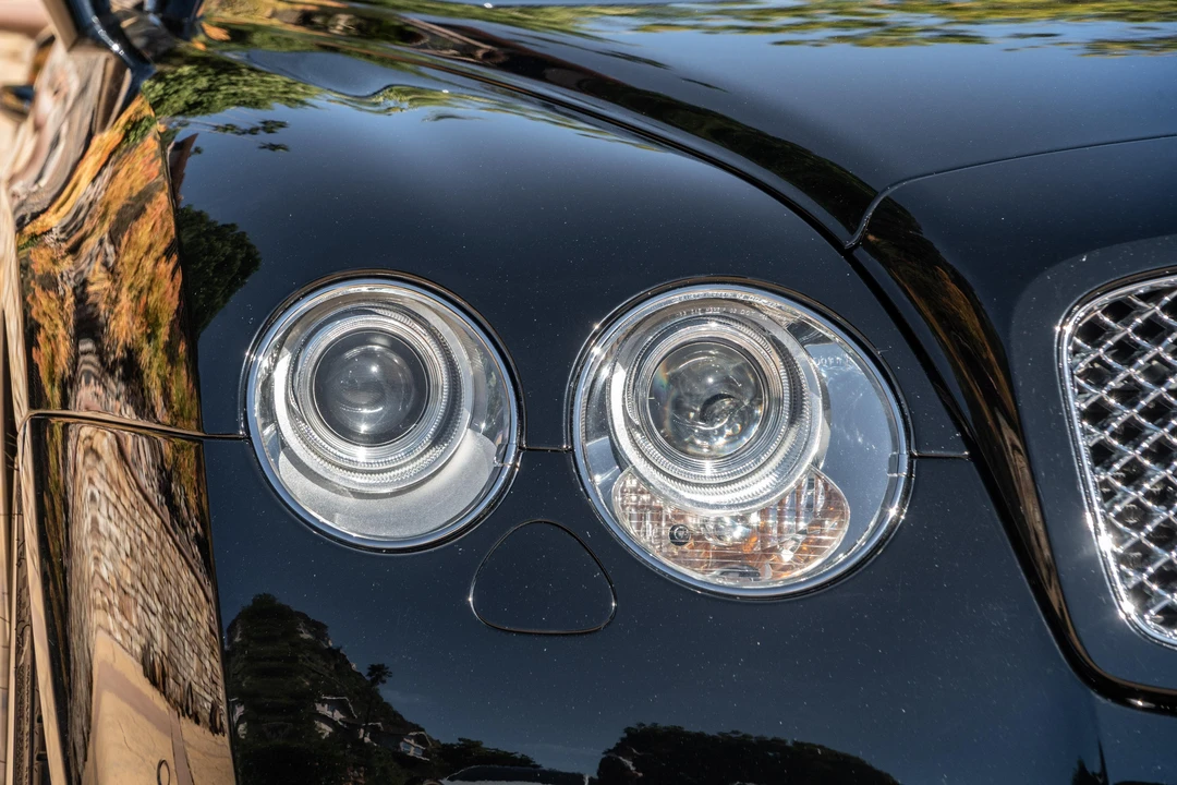 2011 Bentley Continental GTC - Image 24 of 31