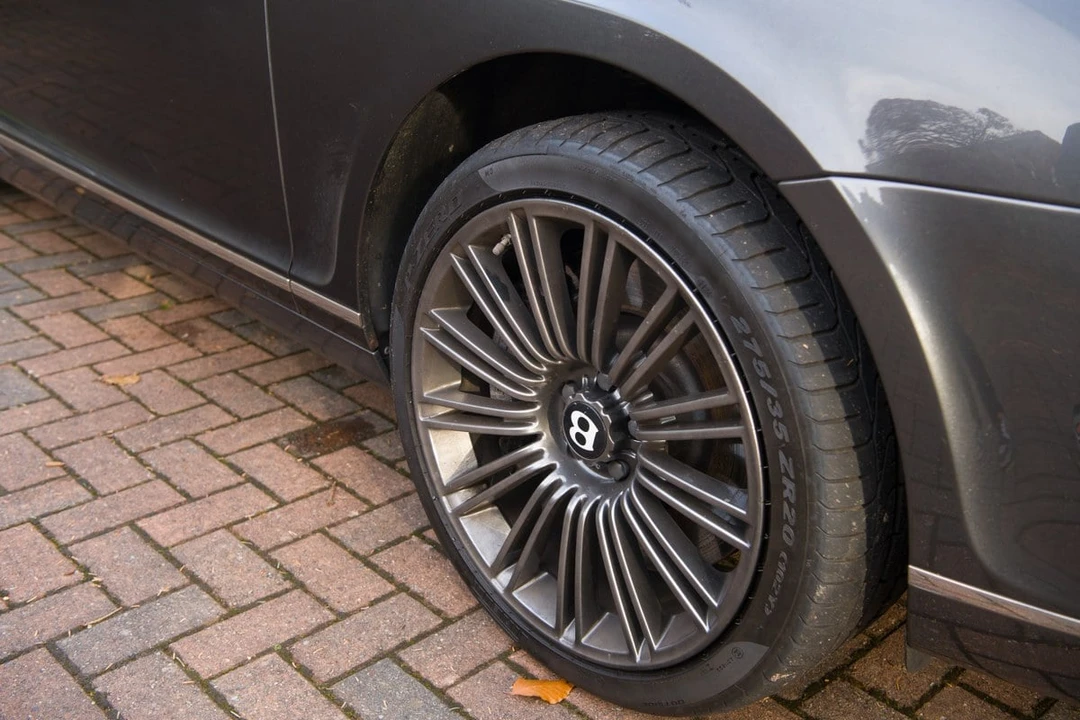 2011 Bentley Continental GTC - Image 27 of 30
