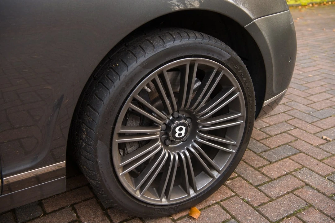 2011 Bentley Continental GTC - Image 26 of 30