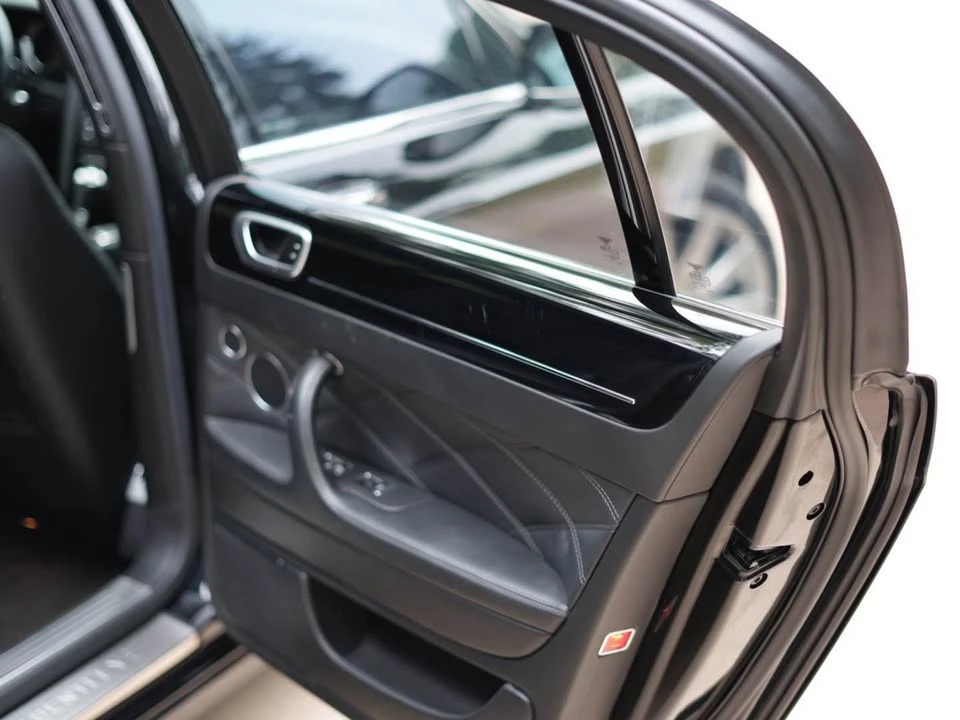 2011 Bentley Continental Flying Spur - Image 11 of 17