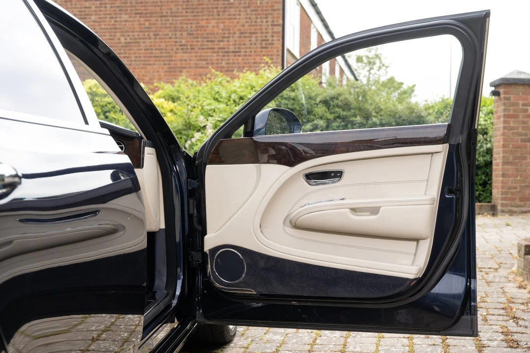 2011 Bentley Mulsanne 2nd Gen - Image 28 of 30
