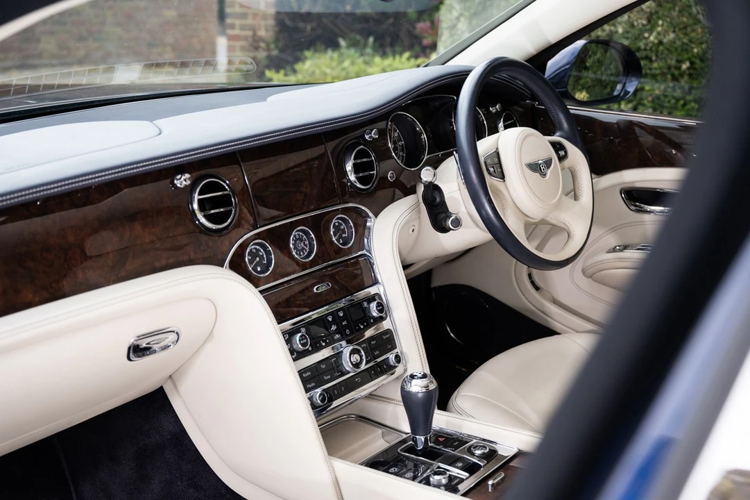 2011 Bentley Mulsanne 2nd Gen - Image 29 of 30