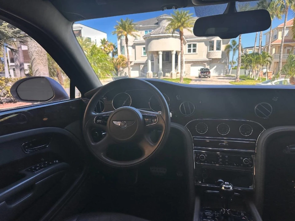 2011 Bentley - Image 12 of 24