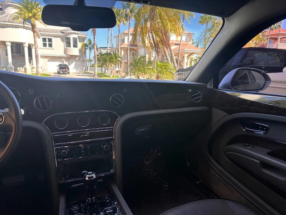 2011 Bentley - Image 13 of 24