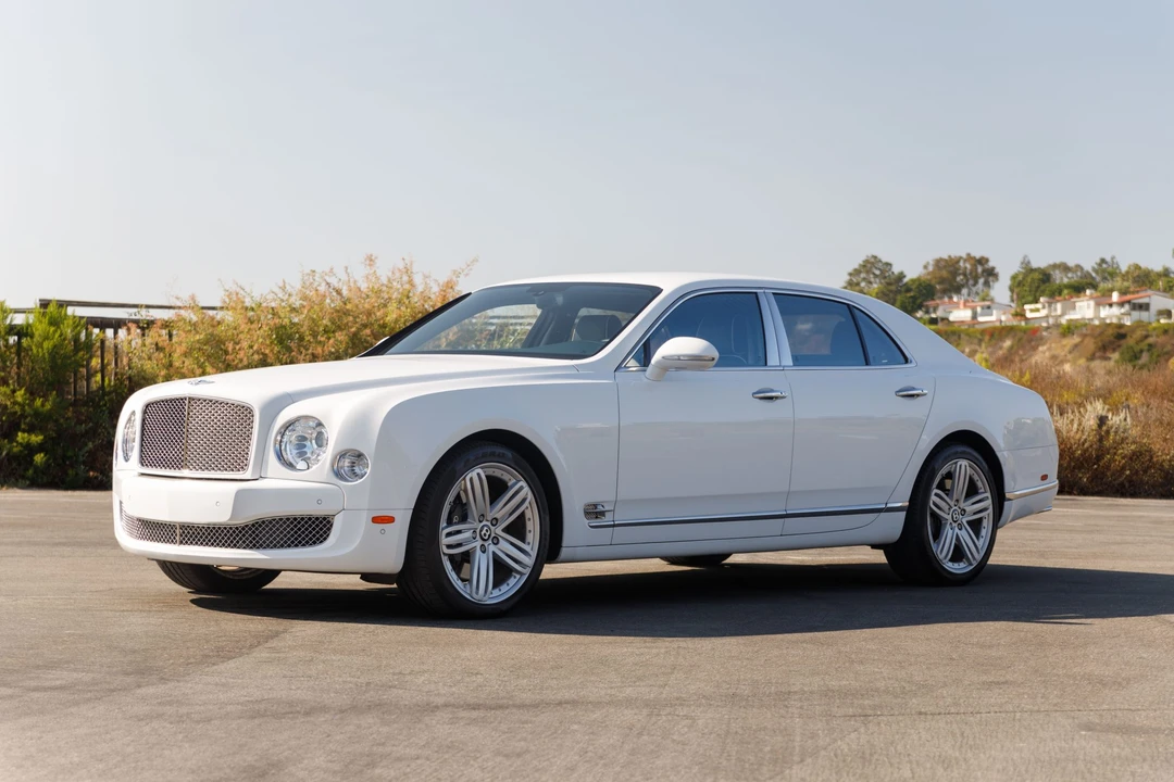 2011 Bentley Mulsanne 2nd Gen - Image 2 of 31