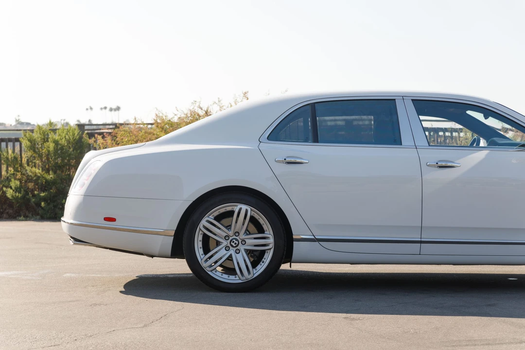2011 Bentley Mulsanne 2nd Gen - Image 16 of 31