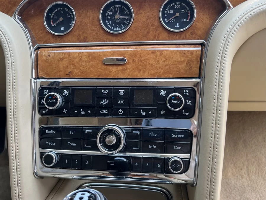 2011 Bentley Mulsanne 2nd Gen - Image 10 of 23