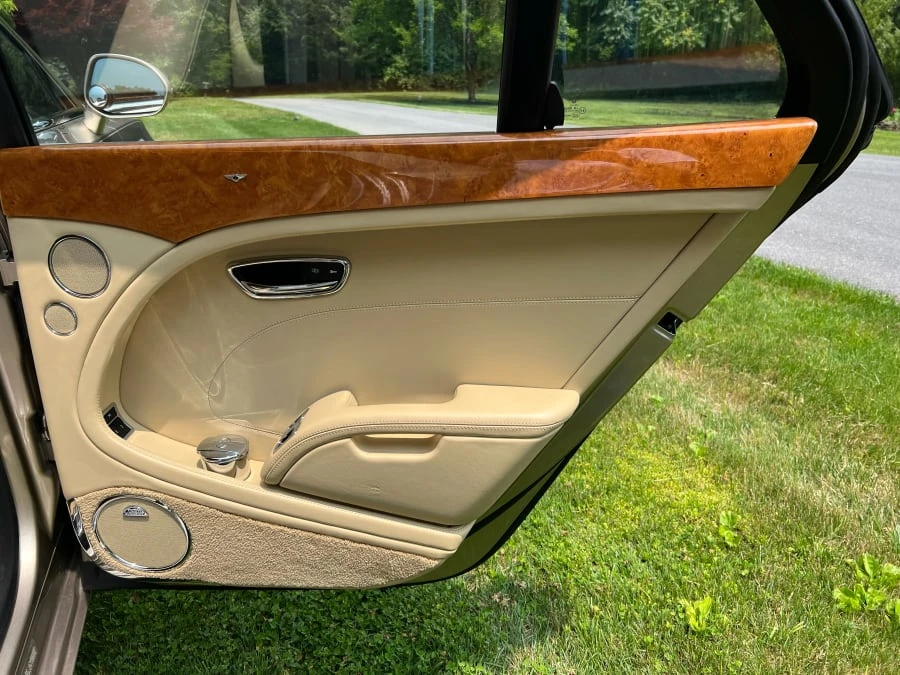 2011 Bentley Mulsanne 2nd Gen - Image 7 of 23