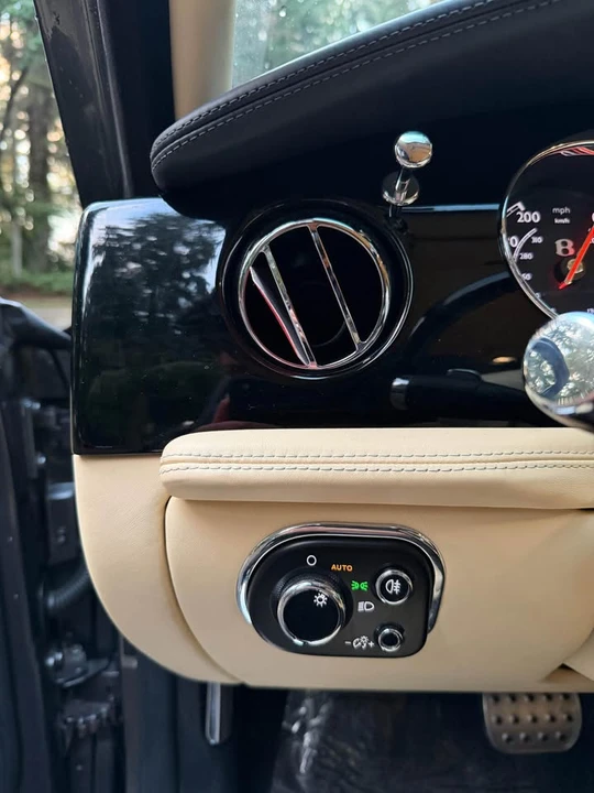 2011 Bentley Mulsanne 2nd Gen - Image 14 of 19