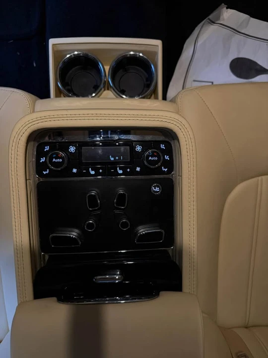 2011 Bentley Mulsanne 2nd Gen - Image 15 of 19