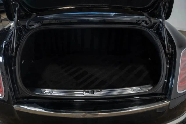 2011 Bentley - Image 22 of 31