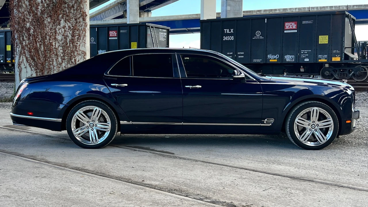 2011 Bentley Mulsanne 2nd Gen - Image 2 of 29