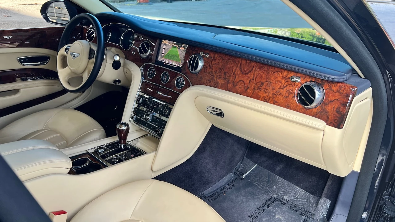2011 Bentley Mulsanne 2nd Gen - Image 9 of 29