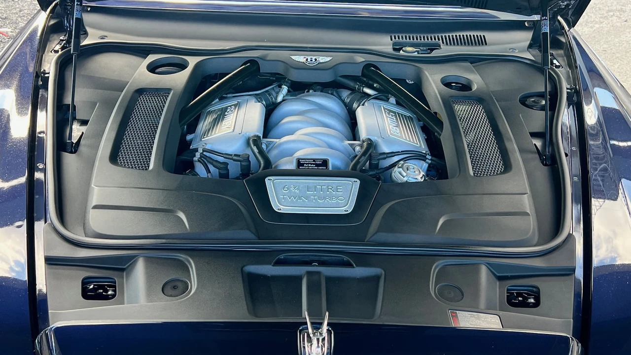 2011 Bentley Mulsanne 2nd Gen - Image 10 of 29