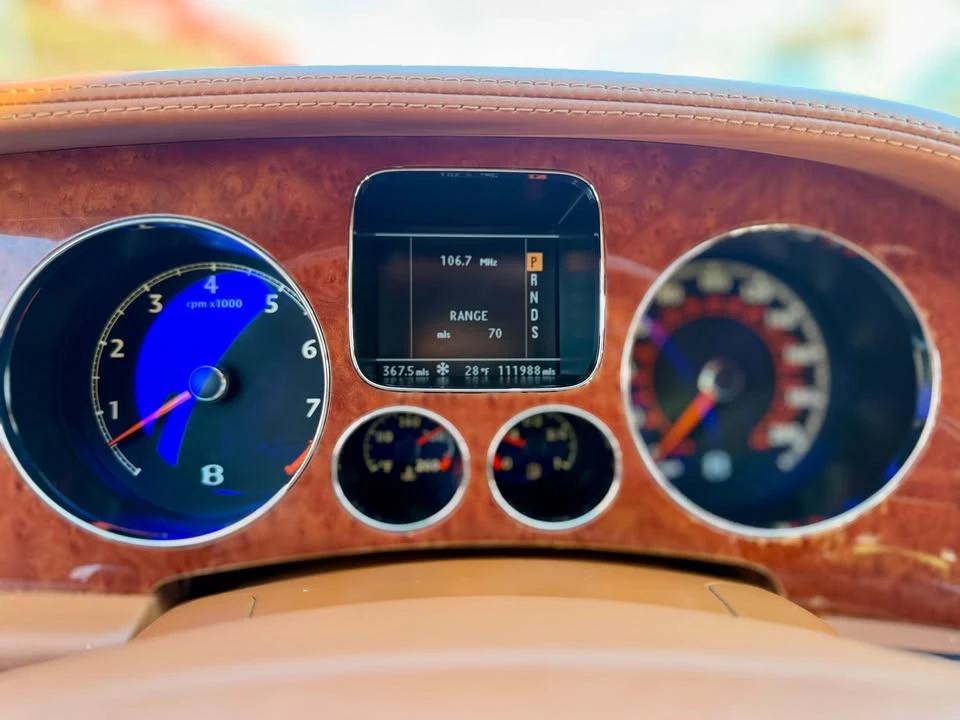 2011 Bentley Continental Flying Spur - Image 9 of 19