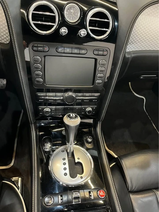 2011 Bentley Continental GTC - Image 6 of 17