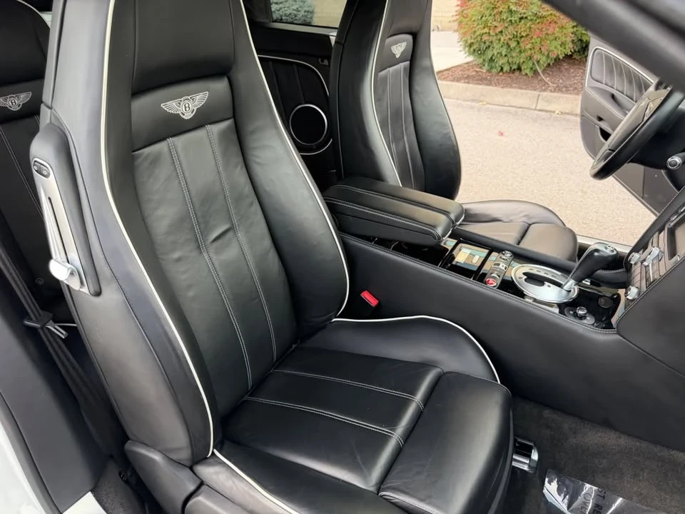 2011 Bentley Continental GTC - Image 10 of 16