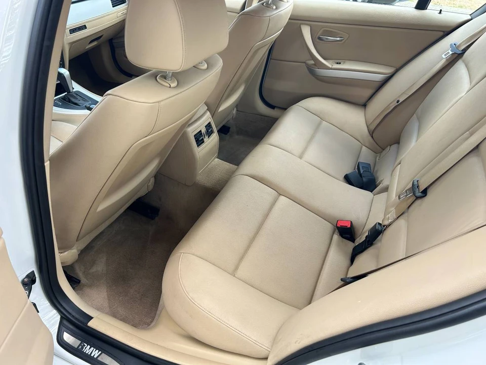 2011 BMW E90 3 Series Sedan - Image 9 of 12