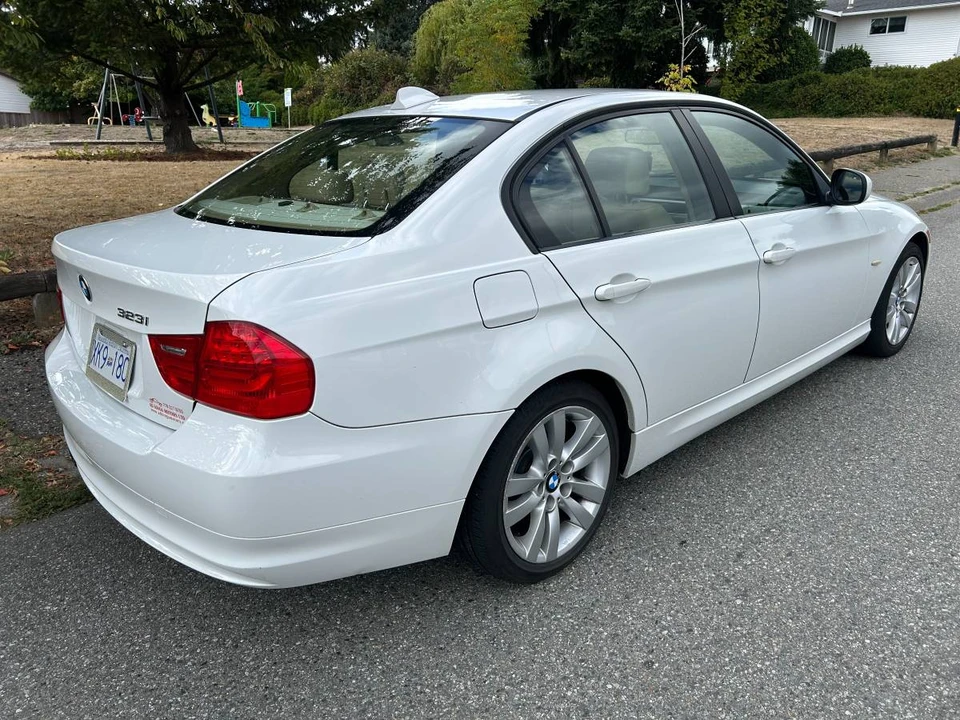 2011 BMW E90 3 Series Sedan - Image 6 of 12