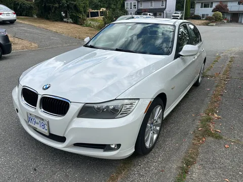 2011 BMW 323i