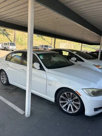 2011 BMW E90 3 Series Sedan - Image 3 of 3