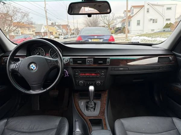 2011 BMW E90 3 Series Sedan - Image 5 of 9