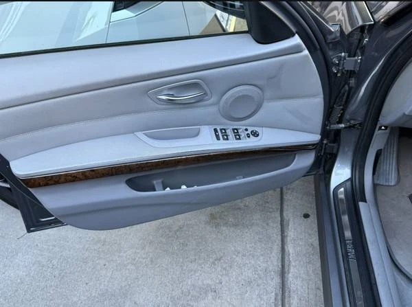 2011 BMW E90 3 Series Sedan - Image 7 of 8
